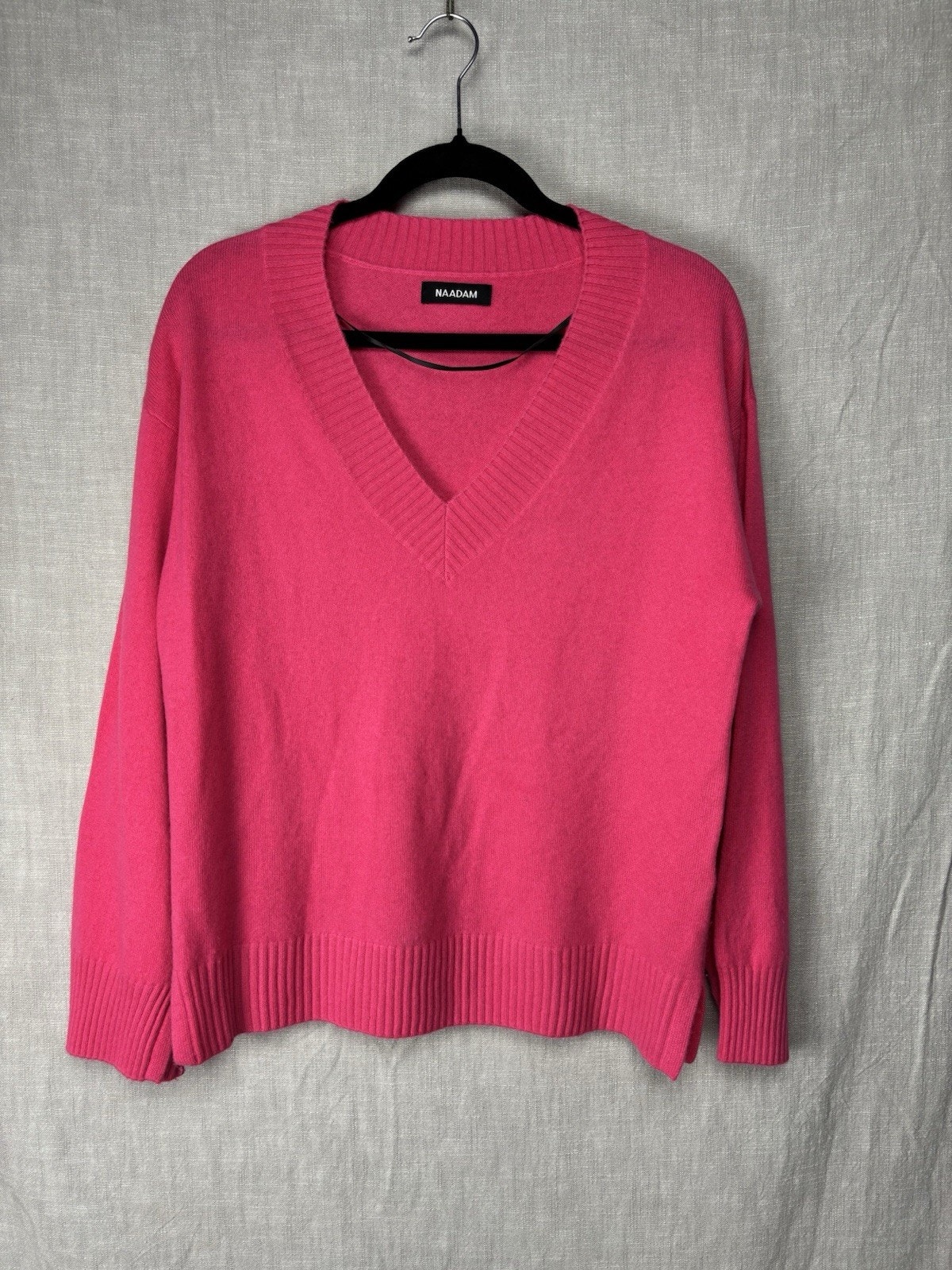 Naadam 100% Cashmere V Neck Boyfriend Pullover Size M Luxury